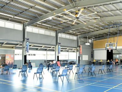 Qld has three virus deaths, 7462 new cases