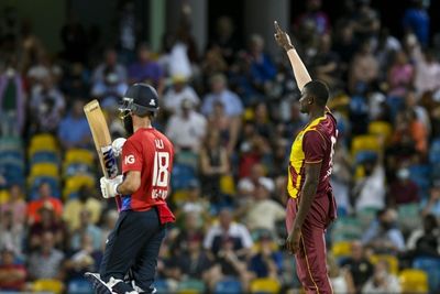Holder the hero as West Indies win England T20 series
