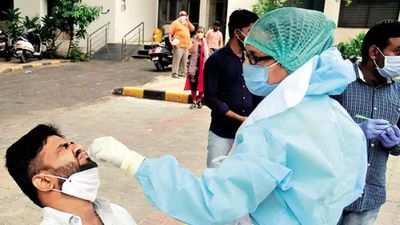 Ahmedabad records 3,582 fresh Covid cases, 8 deaths