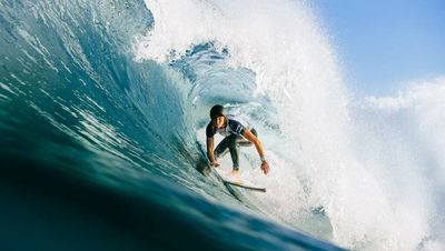 Molly Picklum makes dream tour debut at Pipeline
