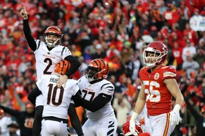 Rams, Bengals seal comebacks to set up Super Bowl showdown