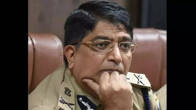 Bengaluru: Pending voluntary retirement impedes senior cop Bhaskar Rao’s political plunge