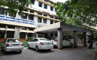 Vijayapura student gets first rank in Karnataka in unani exams