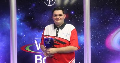 Annan bowler wins Under-25 World Indoor Bowls Championship