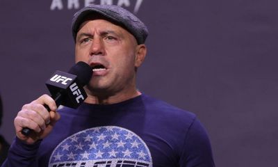 Joe Rogan pledges to ‘try harder’ after Spotify misinformation controversy