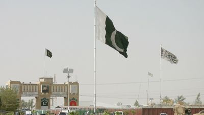 Pakistan, Afghanistan pledge coordination on border crossings