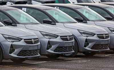 ‘Sleek’ grey strengthens position as UK’s favourite new car colour