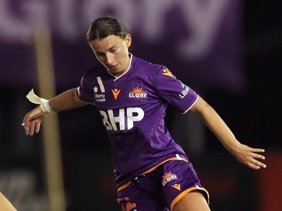 Two late Perth goals sink Phoenix in ALW
