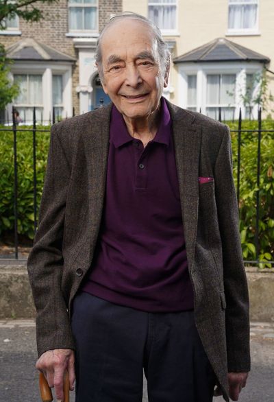 EastEnders actor Leonard Fenton dies aged 95