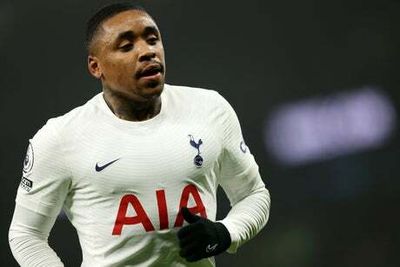 Steven Bergwijn to stay at Tottenham following January talks with Antonio Conte