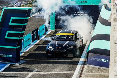 How TCR offers a platform for combustion and electric tin-top racing
