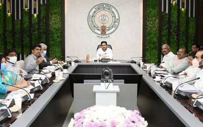 Jagan blames TDP, heavy rains for condition of roads in State