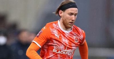 Nottingham Forest and Bournemouth go 'at it' in late transfer race for Blackpool's Josh Bowler