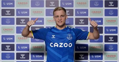 'Donny is free!' - Manchester United fans rejoice as Van de Beek joins Everton on loan