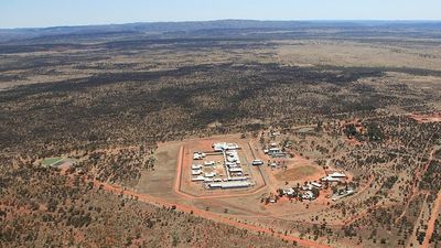 COVID-19 outbreak grows at Alice Springs prison as almost half of all inmates test positive