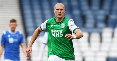 Hibs star confirms St Mirren transfer on deadline day