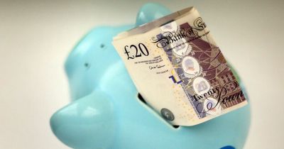 Pension savers ‘could lose thousands of pounds by not moving older pots’