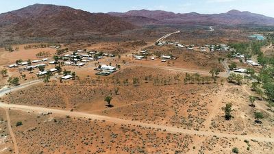 Planes heading to South Australia's outback after 'massive deluge' hits APY Lands