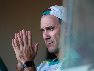 CA deny heated meeting with coach Langer