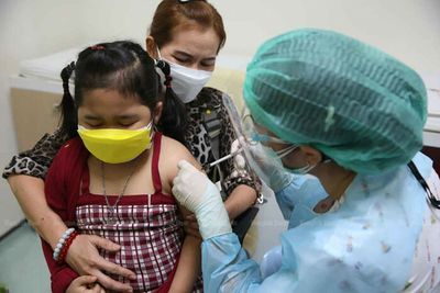 7,422 new Covid cases, 12 more deaths