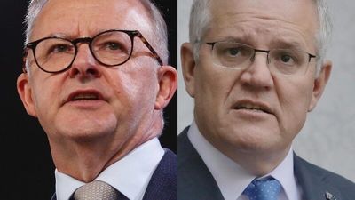 Sources of millions in funding to Labor and Liberals kept secret in political donations disclosures