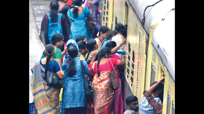 ... But Southern rly stays with queues