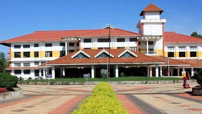 Kerala: Now, bribery allegations surface in Calicut University