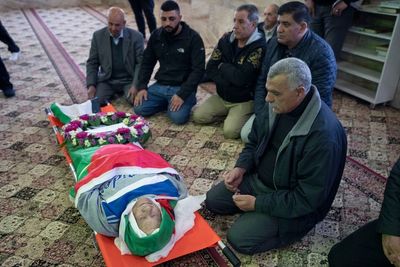 Israel punishes officers over Palestinian detainee's death