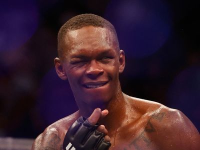 ‘He loves watching them squirm’: Israel Adesanya admits coach Eugene Bareman ‘trolls’ UFC fans