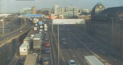 Glasgow city centre M8 crash sparks lane closure and huge traffic queues