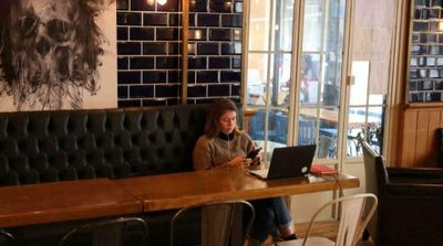 Lebanon Power Cuts Turn Cafes into Co-working Spaces