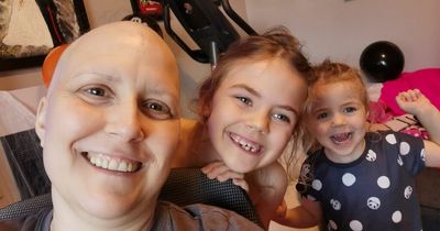 Mum-of-two 'determined to live life to the full' after incurable cancer diagnosis