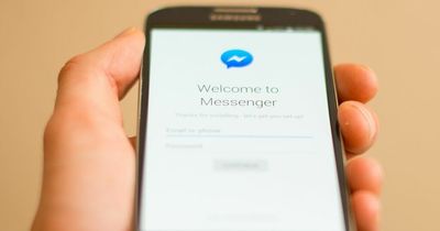 Mark Zuckerberg message to Facebook users over screenshot change