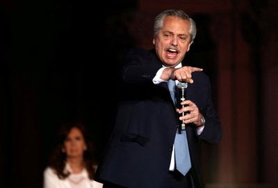 Argentina's Fernandez set for China, Russia tour after IMF accord