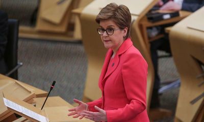 Nicola Sturgeon urges Johnson to tackle Russian oligarchs’ influence in UK