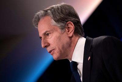 If Russia isn't invading Ukraine, pull back troops now, Blinken tells Lavrov