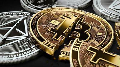 Billionaire Influencer Michael Saylor Buys the Bitcoin Dip