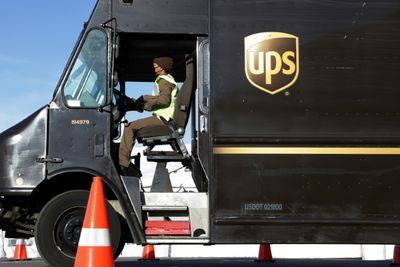 UPS unveils big dividend hike after strong 2021