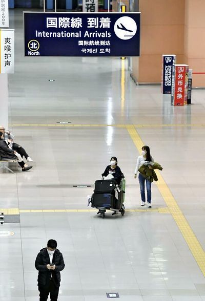 400 more overseas students given permission to enter Japan