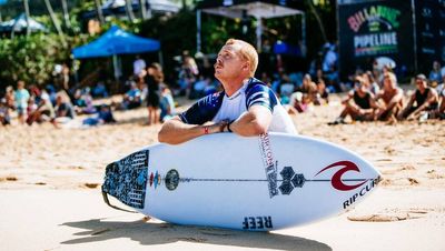 Baker exits Pipeline but relishes 'amazing experience' surfing against Florence