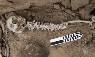 Native Peruvians threaded corpses’ spines on to sticks, study suggests