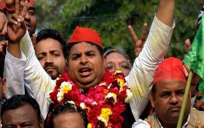 U.P. Assembly election| SP pits its Brahmin face against former ED Joint Director