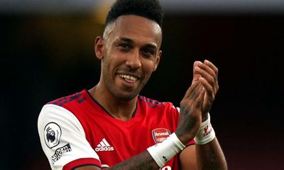 Aubameyang signs Barcelona deal with €100m buyout clause and break option