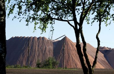 Kremlin says supplying Belarus potash via Russian ports is being discussed