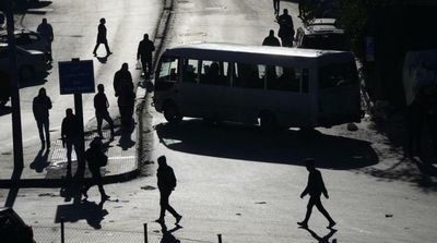 Lebanon's Taxi, Bus and Van Drivers Block Roads in Protest