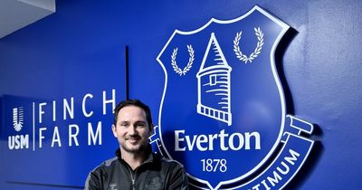 New Manchester United manager can follow Frank Lampard's lead