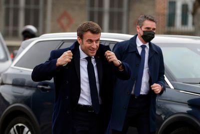 Macron takes aim at migration with eye on French election