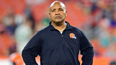 Hue Jackson Claims Browns Owner Jimmy Haslam Offered Bonus for Losses