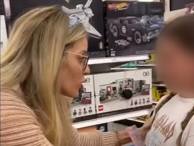 Miss USA contestant filmed paying children to take off masks in stores, telling them: ‘You’re the next Rosa Parks’