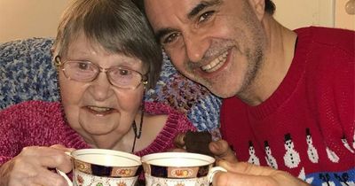 Supervet Noel Fitzpatrick mourning death of beloved mum, Rita, 92